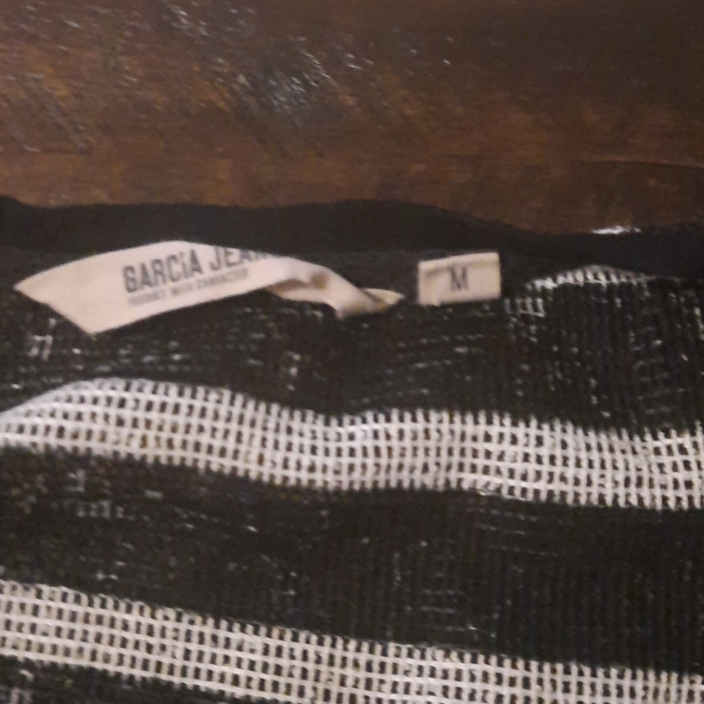 Sheer‎ tee - Picture 2 of 6